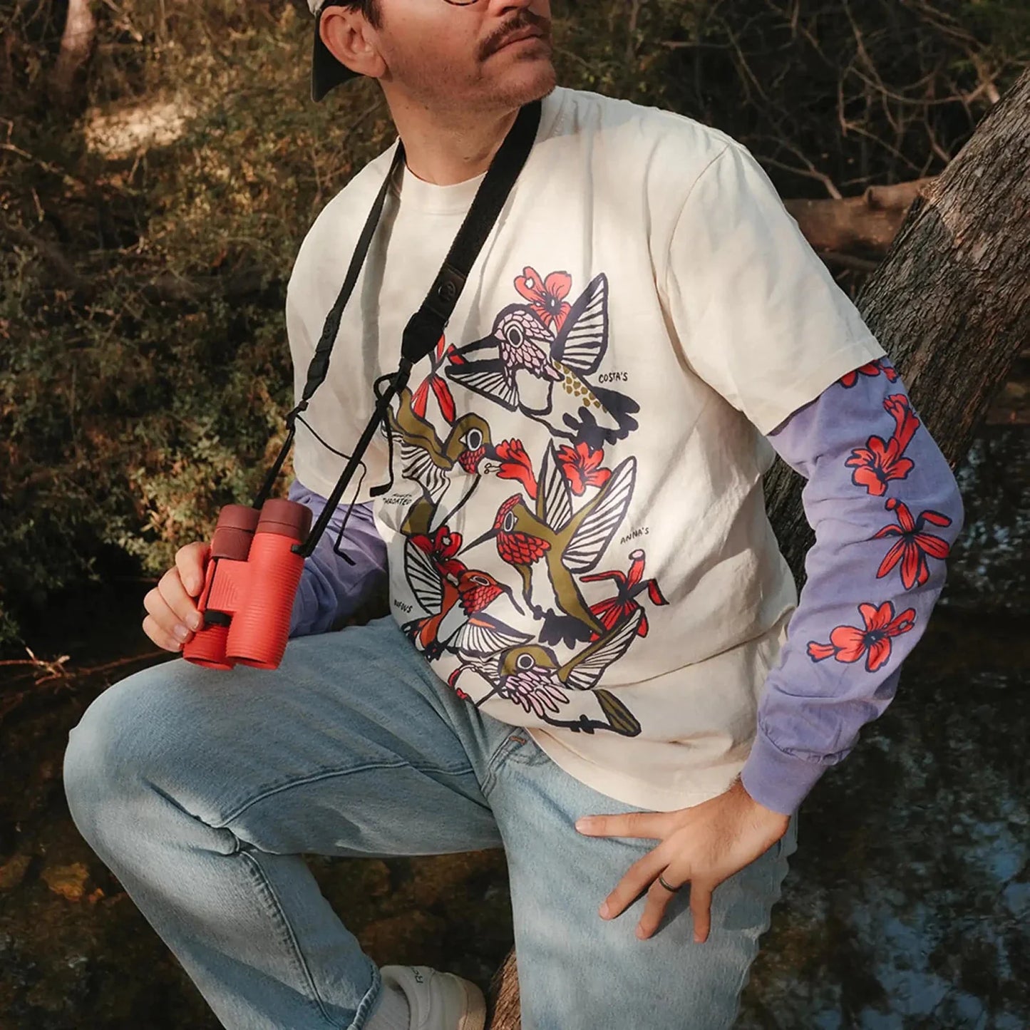 Cotton Graphic T-Shirt - Hummingbirds Tee - Birdwatching Garden Wildlife Nature Style